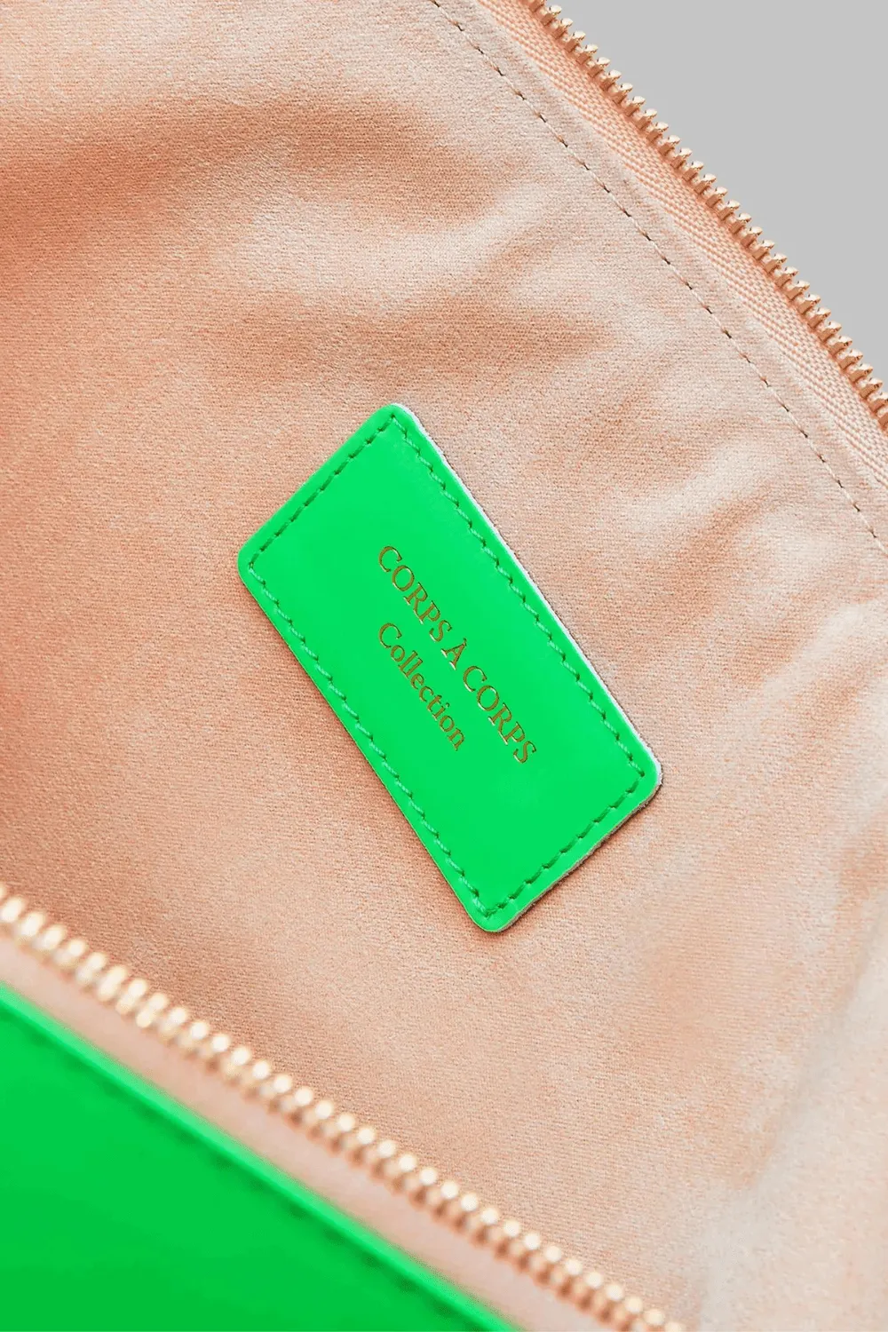 Corps à Corps Leather Pouch Neon Green